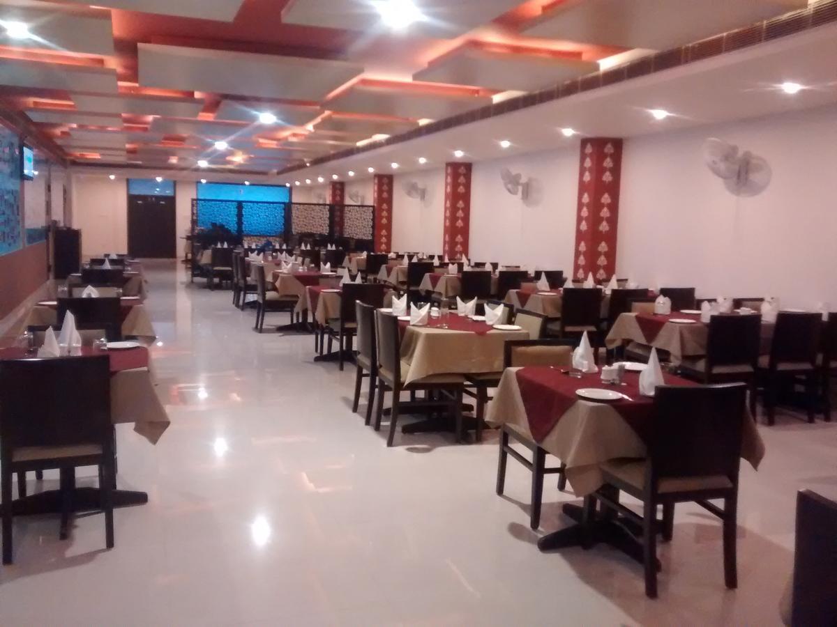 Bilberry Hotel Rewāri Dış mekan fotoğraf