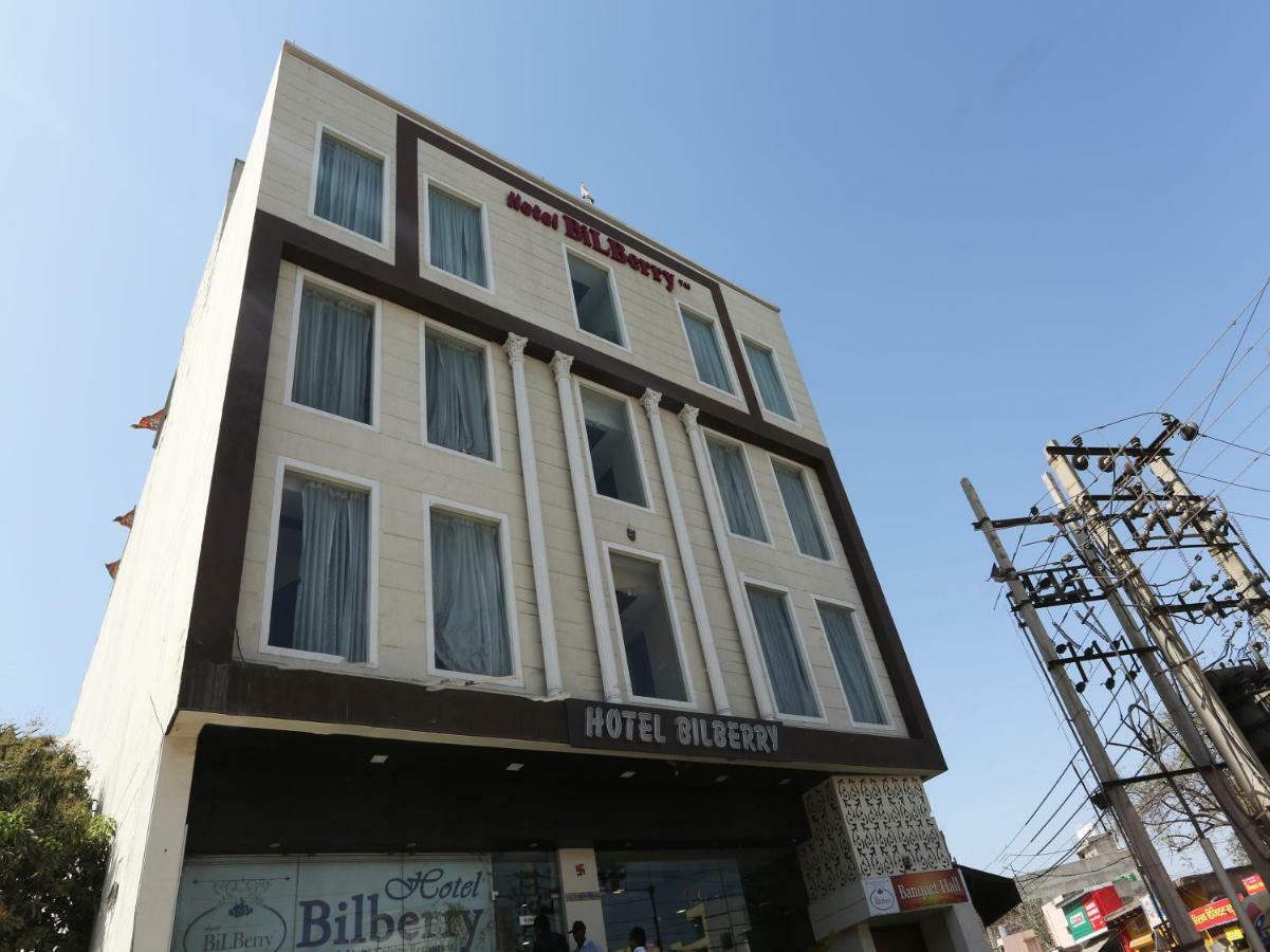 Bilberry Hotel Rewāri Dış mekan fotoğraf