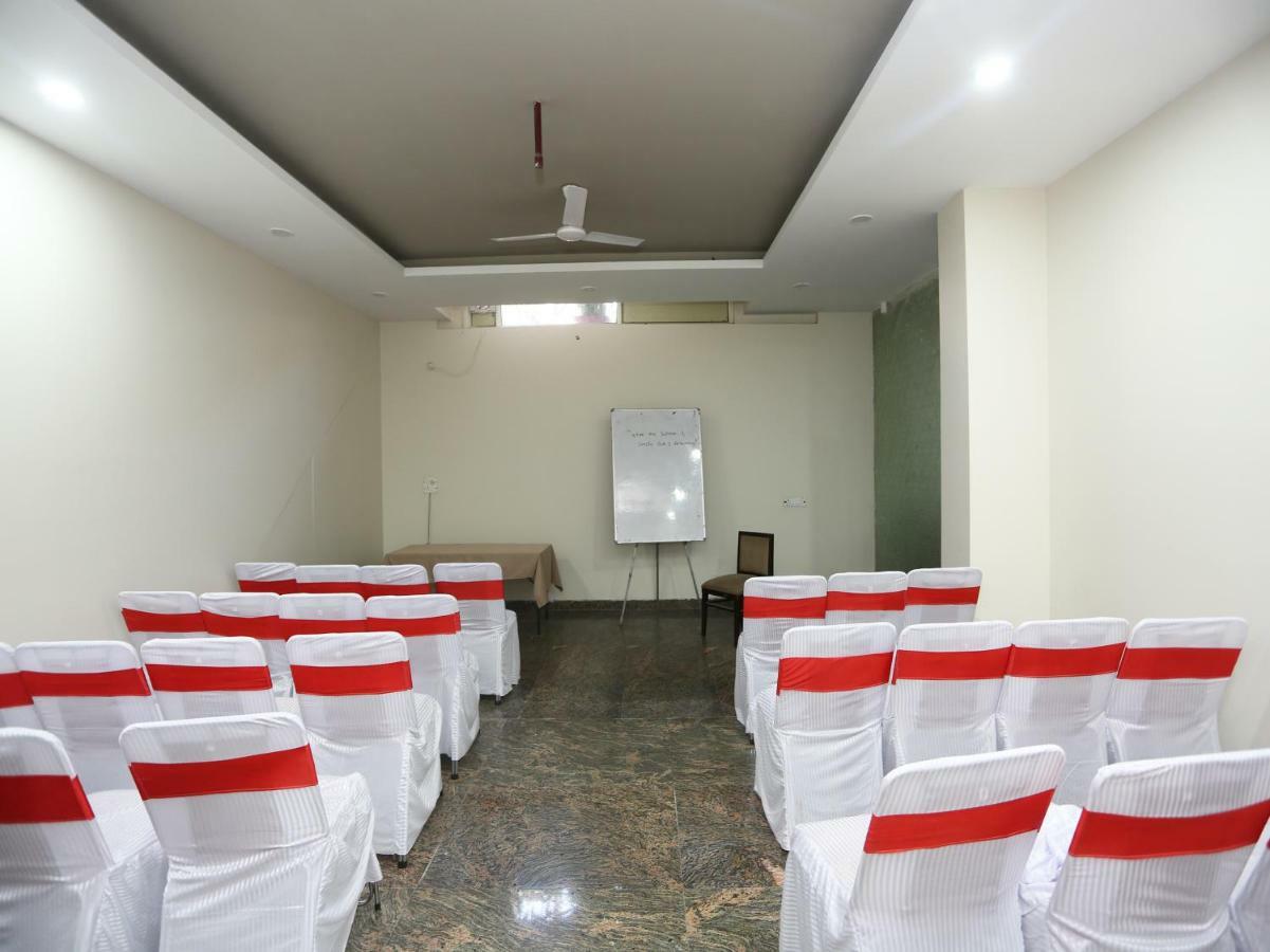 Bilberry Hotel Rewāri Dış mekan fotoğraf