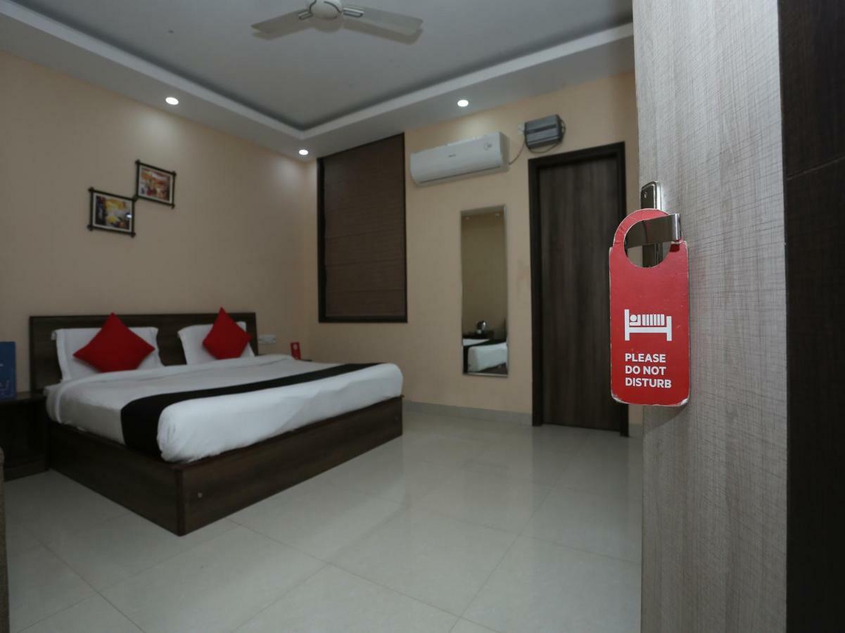 Bilberry Hotel Rewāri Dış mekan fotoğraf