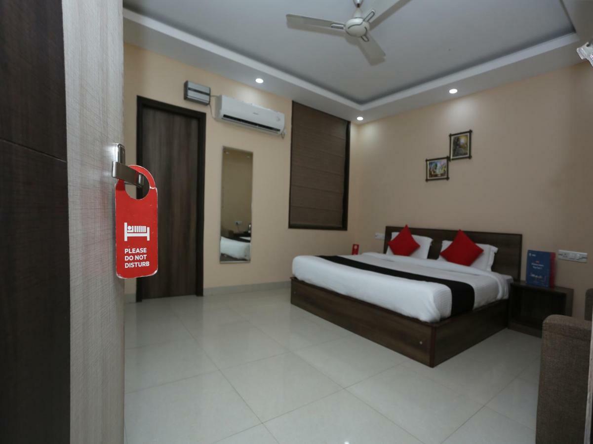 Bilberry Hotel Rewāri Dış mekan fotoğraf