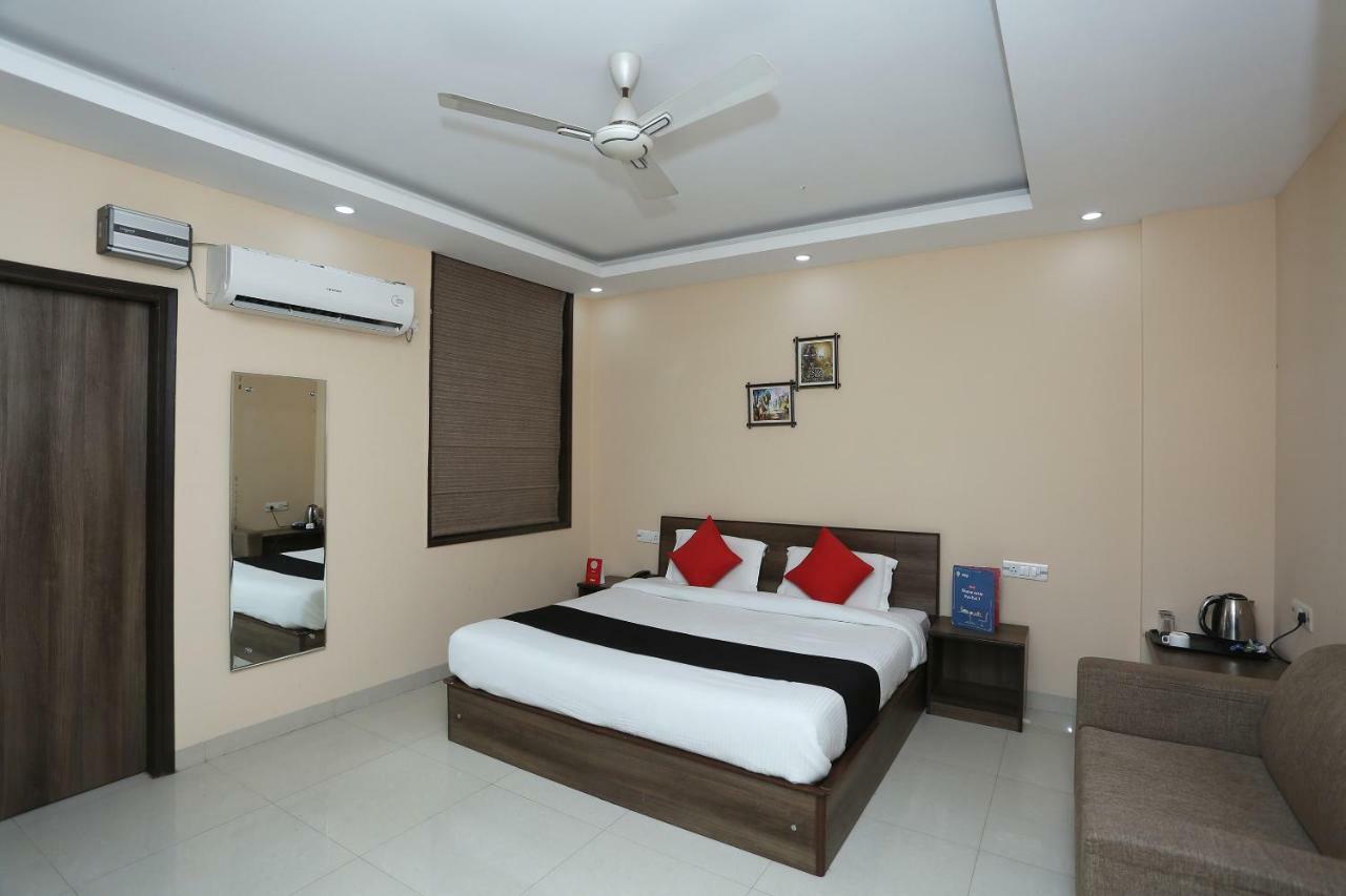 Bilberry Hotel Rewāri Dış mekan fotoğraf
