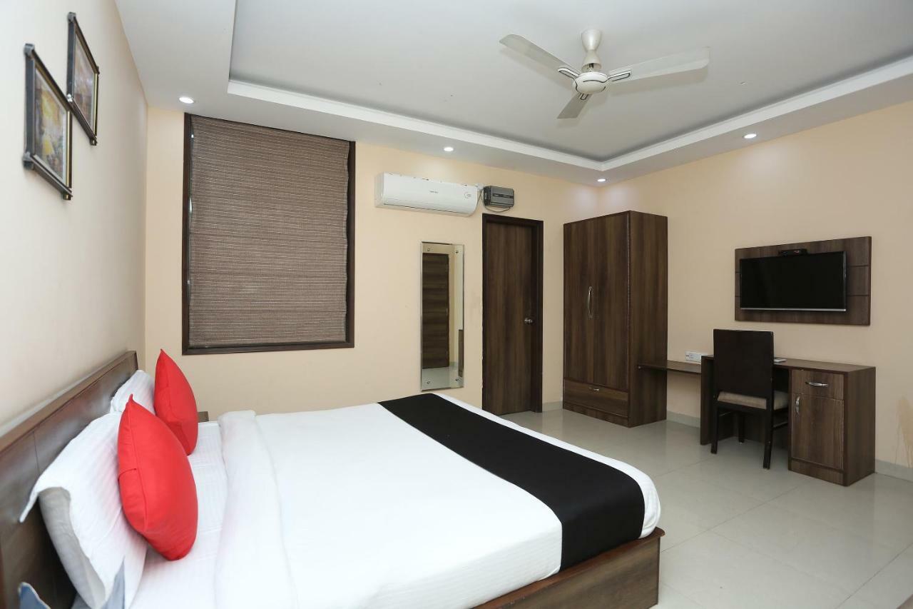 Bilberry Hotel Rewāri Dış mekan fotoğraf